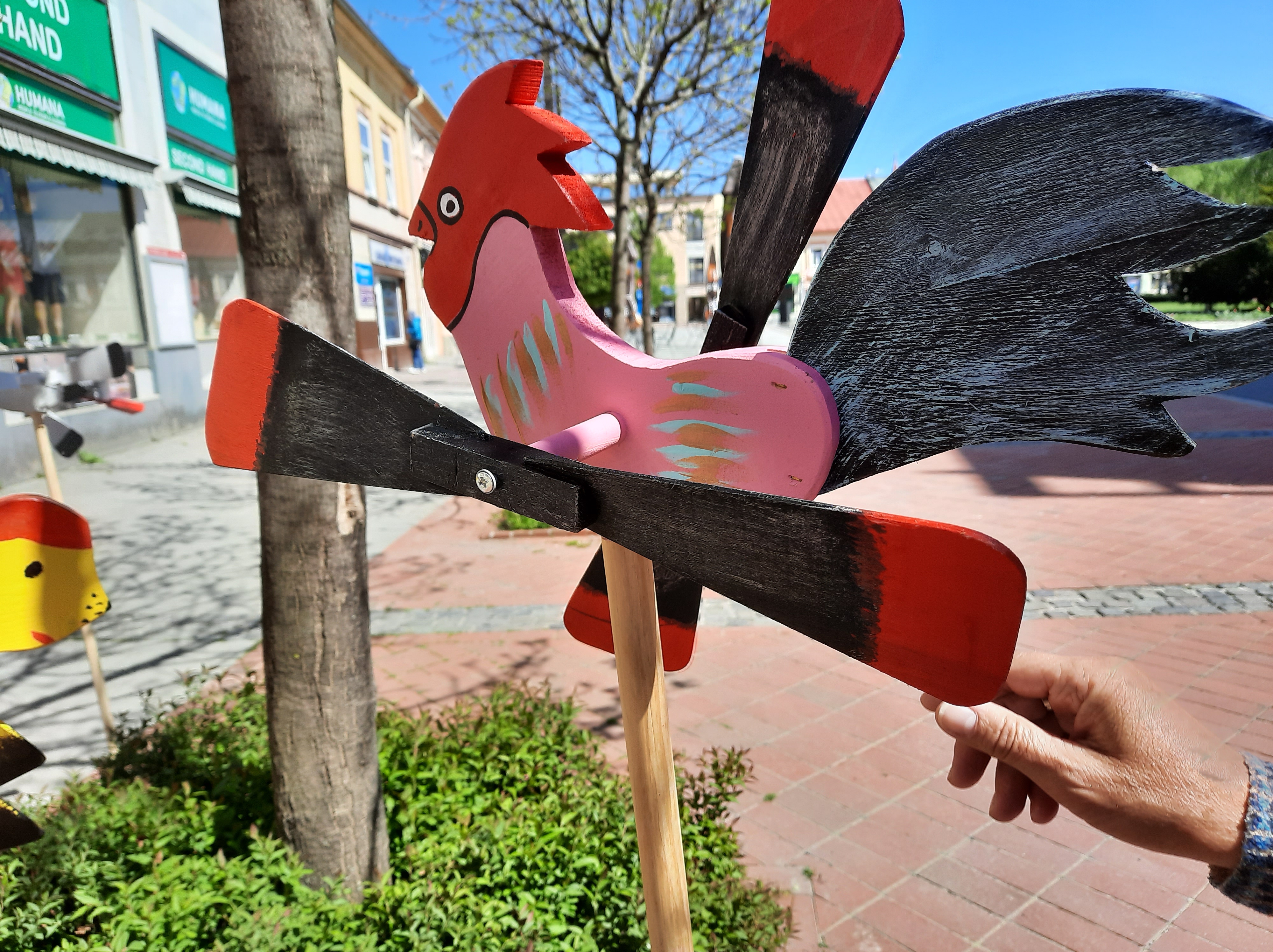 Záhradná vrtuľka- dekorácia lienka